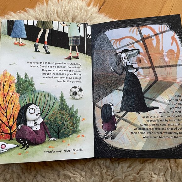 Ghoulia making new friends can be scary hardcover book by Barbara Cantini - Picture 2 of 4